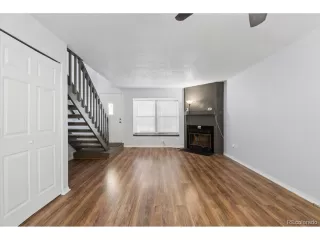 Photo #3: 3903824 Listing