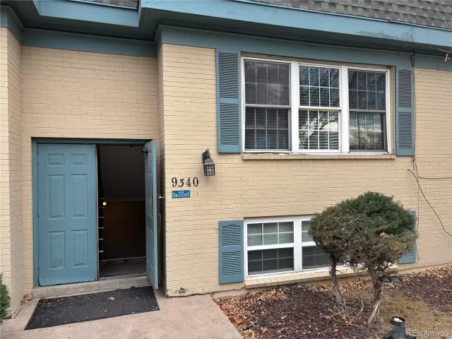 MLS: 3903918 Condo For Sale