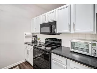 Photo #5: 3904486 Listing 