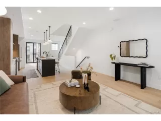 Photo #3: 3905002 Listing 