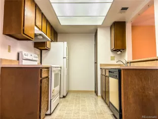 Photo #2: 3905890 Listing