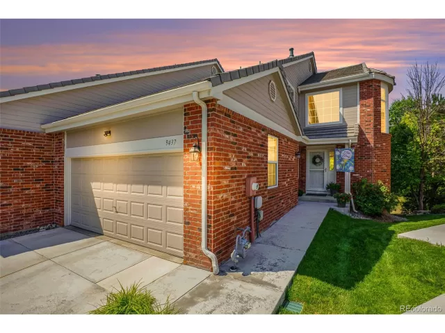 MLS: 3907127 Condo For Sale