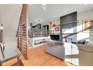 Photo #4: 3910384 Listing