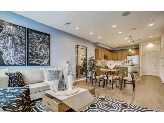 Photo #4: 3913759 Listing