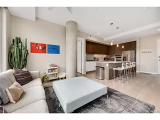 Photo #6: 3917862 Listing