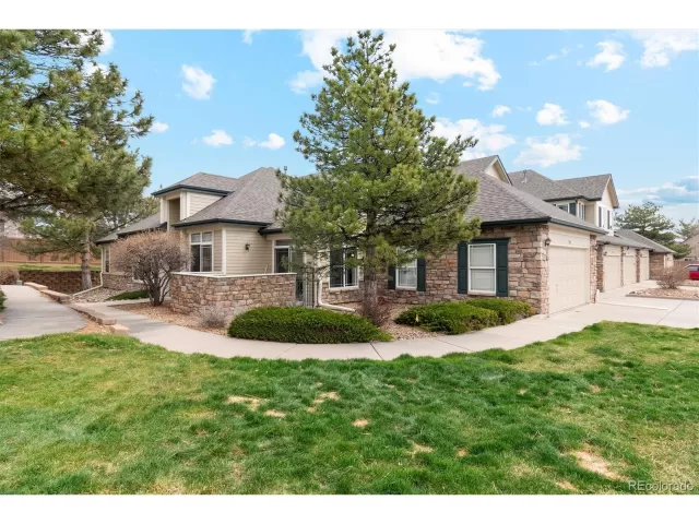 MLS: 3918059 Condo For Sale