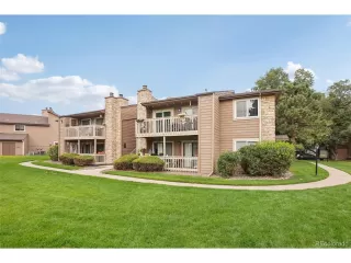 More Details about MLS # 3923833 : 10283 E PEAKVIEW AVE E201 ENGLEWOOD CO 80111