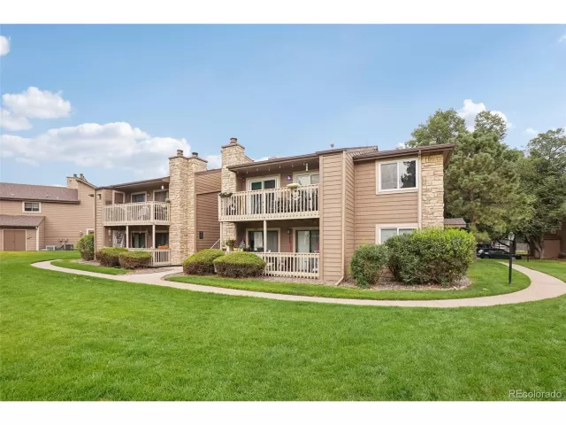 MLS: 3923833 Condo For Sale