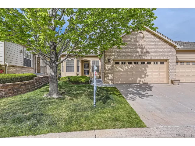 MLS: 3926472 Condo For Sale