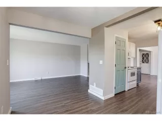 Photo #5: 3929253 Listing