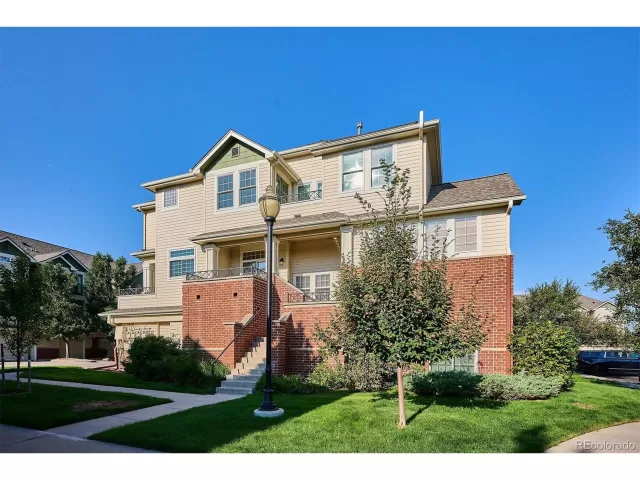 MLS: 3929966 Condo For Sale