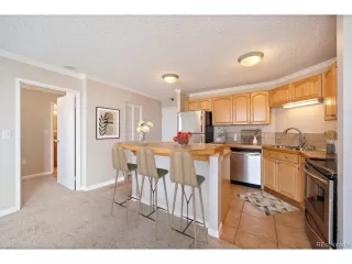 Photo #5: 3931587 Listing