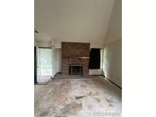 Photo #4: 3931811 Listing