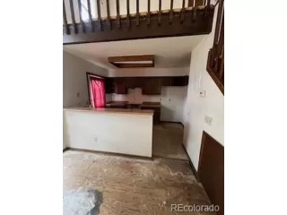 Photo #5: 3931811 Listing