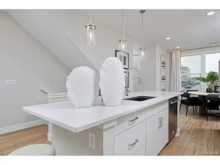 Photo #3: 3931820 Listing 