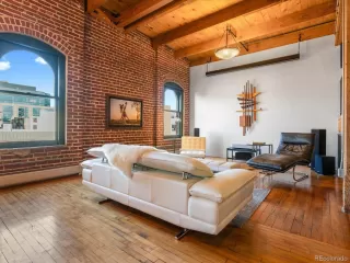 Photo #5: 3933324 Listing 