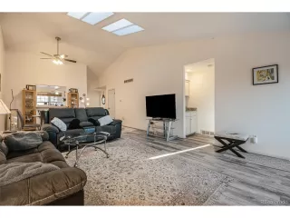 Photo #6: 3933716 Listing