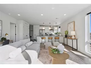 Photo #2: 3934237 Listing