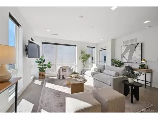 Photo #4: 3934237 Listing