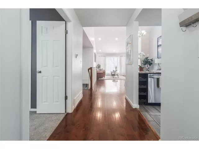 MLS: 3936250 Condo For Sale