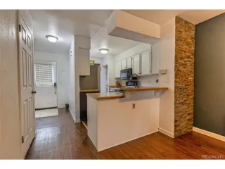 Photo #3: 3937605 Listing 