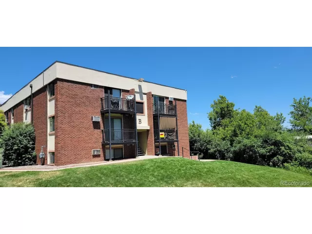 MLS: 3937613 Condo For Sale