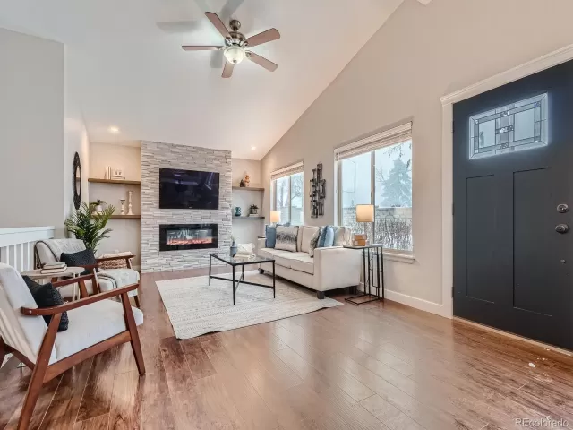 MLS: 3937930 Condo For Sale