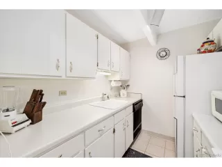 Photo #4: 3938349 Listing