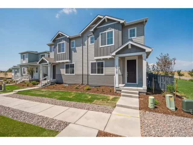 MLS: 3938922 Condo For Sale