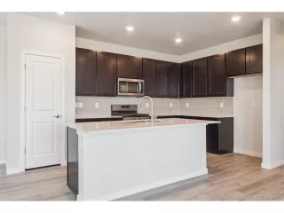 Photo #2: 3938922 Listing