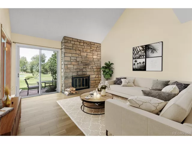 MLS: 3938991 Condo For Sale