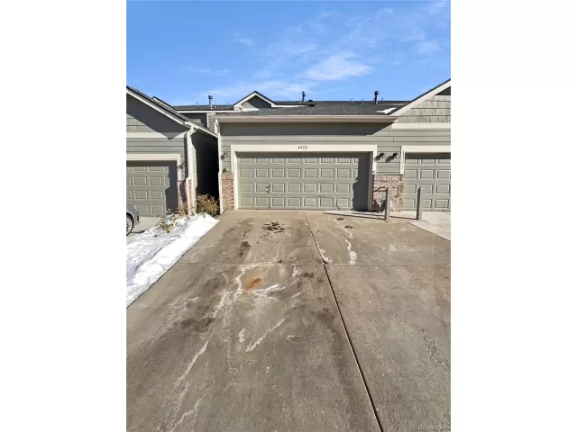 MLS: 3939719 Condo For Sale