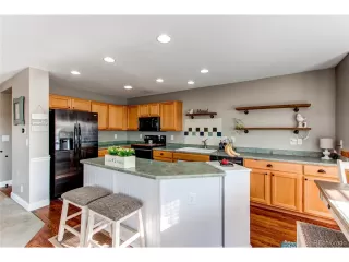 Photo #5: 3940104 Listing