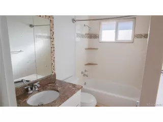 Photo #3: 3940733 Listing