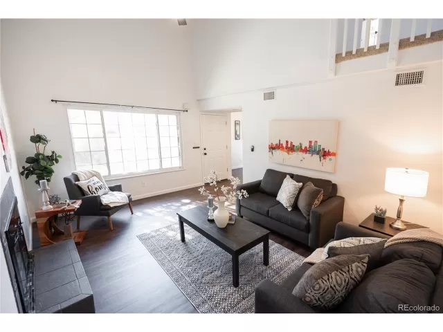 MLS: 3942544 Condo For Sale