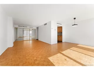 Photo #5: 3943339 Listing