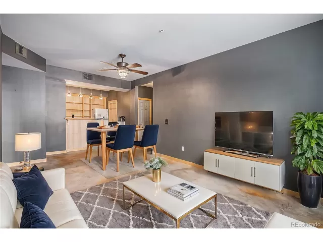 MLS: 3945296 Condo For Sale