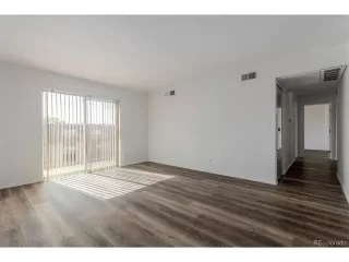 Photo #4: 3945683 Listing 