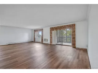 Photo #2: 3952972 Listing