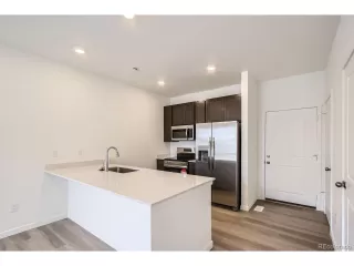 Photo #2: 3954193 Listing