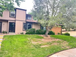 More Details about MLS # 3954692 : 3561 S KITTREDGE ST B AURORA CO 80013