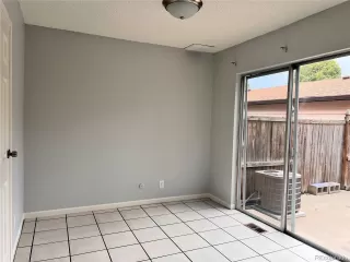 Photo #5: 3954692 Listing