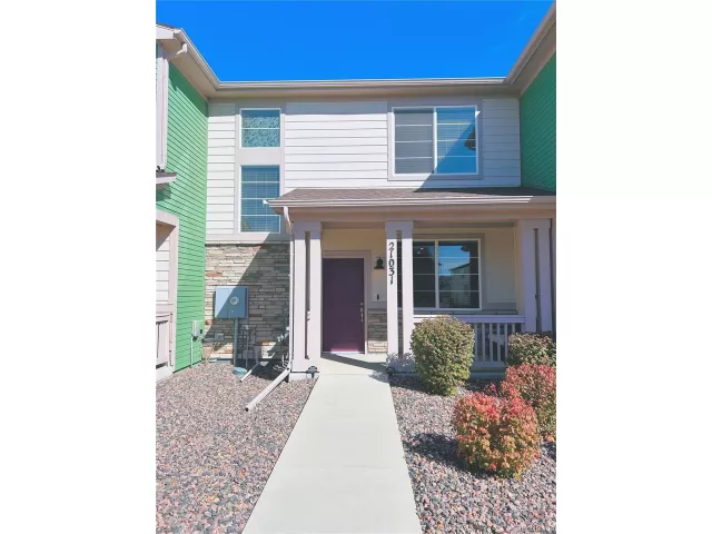 MLS: 3956808 Condo For Sale