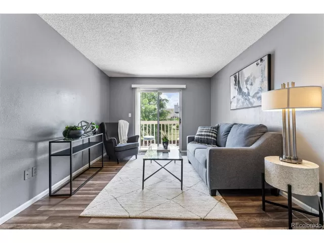 MLS: 3956869 Condo For Sale