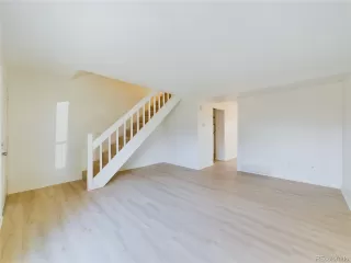 Photo #2: 3957449 Listing 