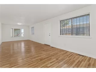 Photo #3: 3962223 Listing 