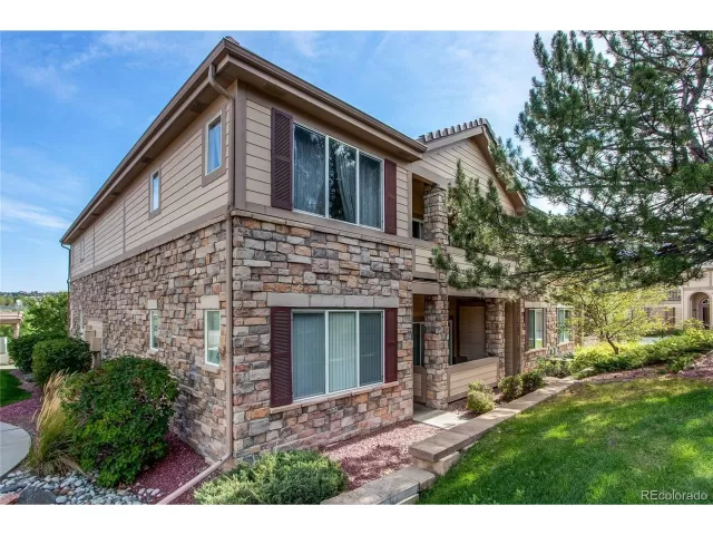 MLS: 3968370 Condo For Sale