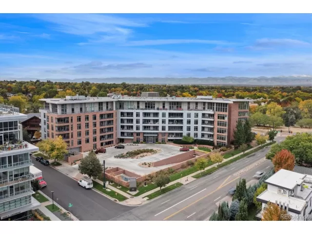 MLS: 3969442 Condo For Sale