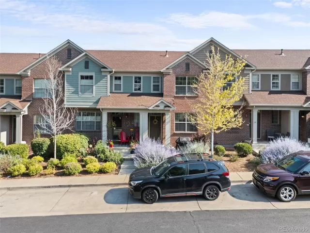 MLS: 3969840 Condo For Sale