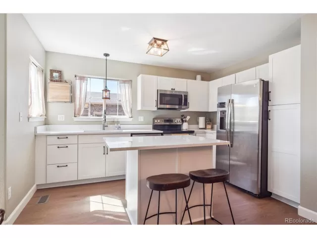 MLS: 3970738 Condo For Sale